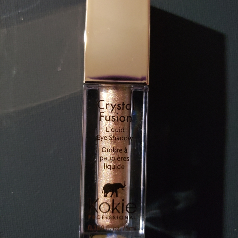 Crystal Fusion Liquid Eyeshadow